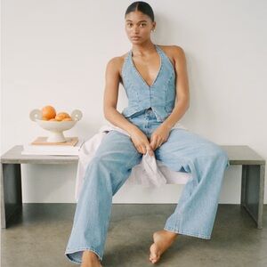 Curve Love Low Rise Ultra Loose Jean Abercrombie